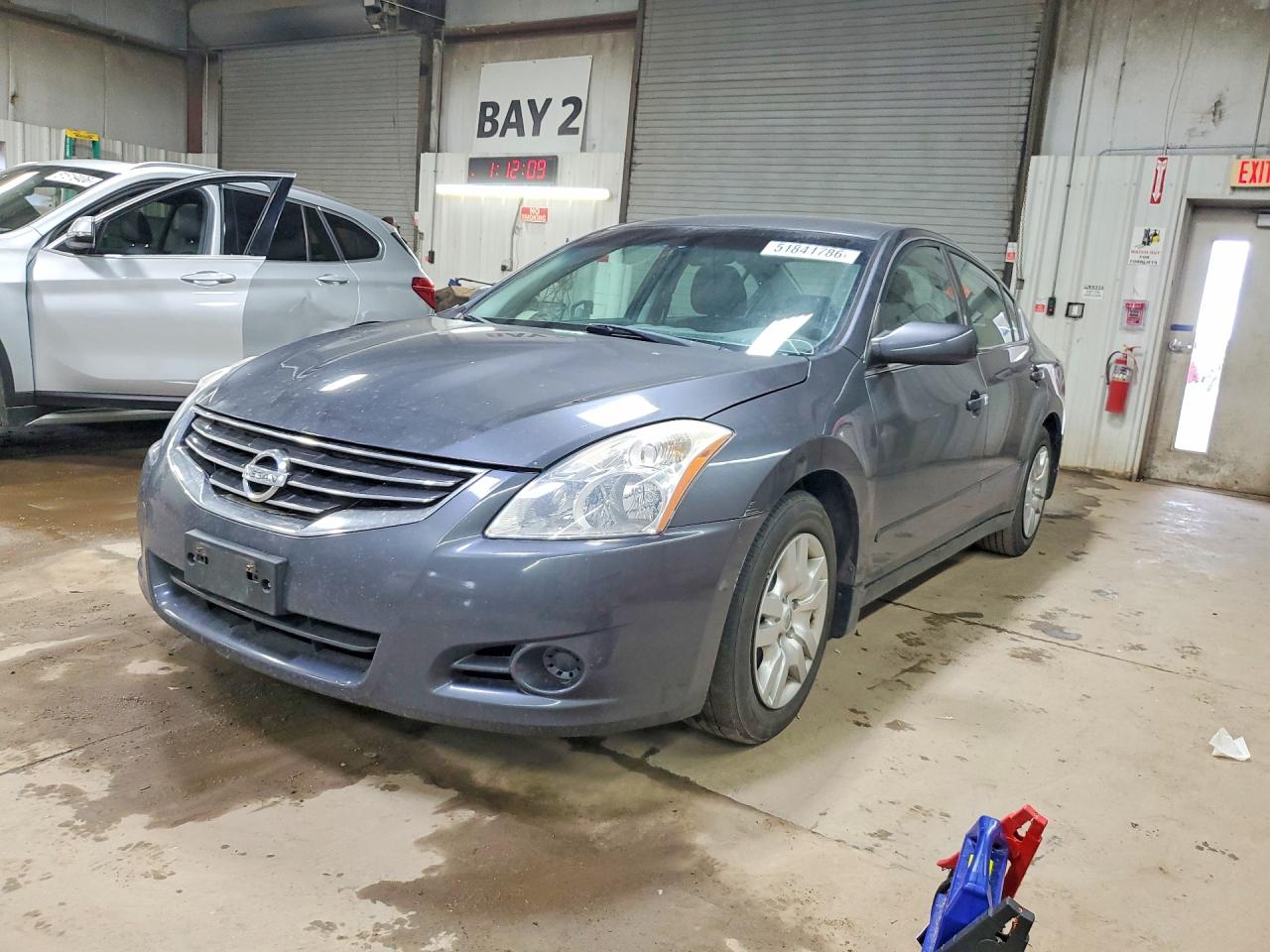 Salvage Nissan Altima Image