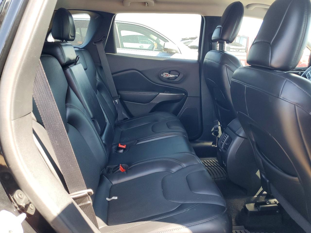 Jeep Grand Cherokee Latitude Lux