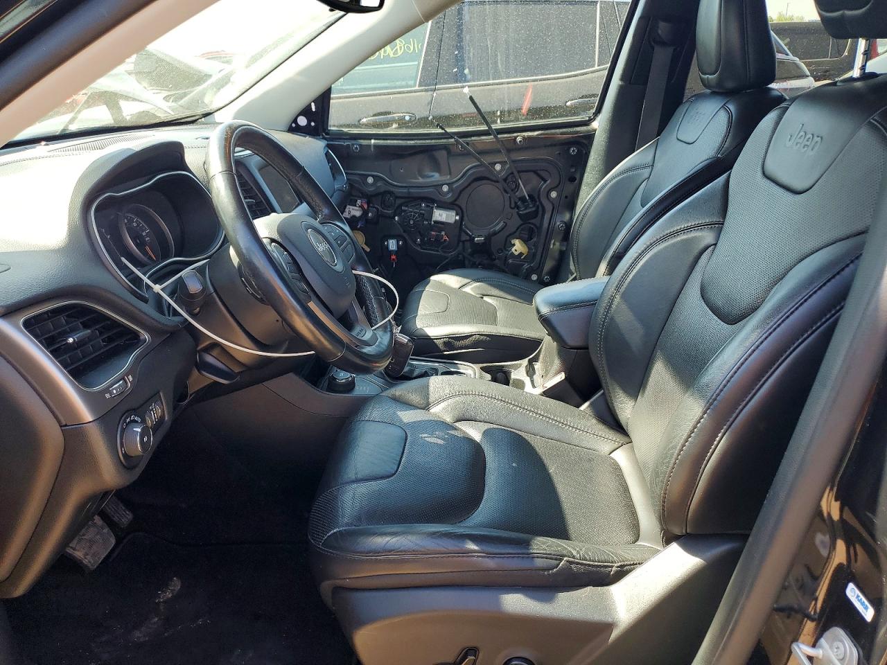 Jeep Grand Cherokee Latitude Lux