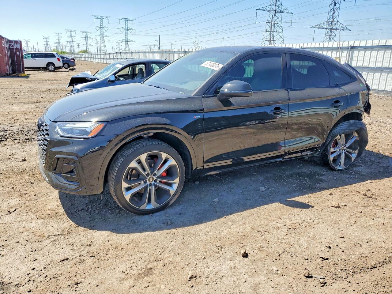 Salvage Audi Q5 Image