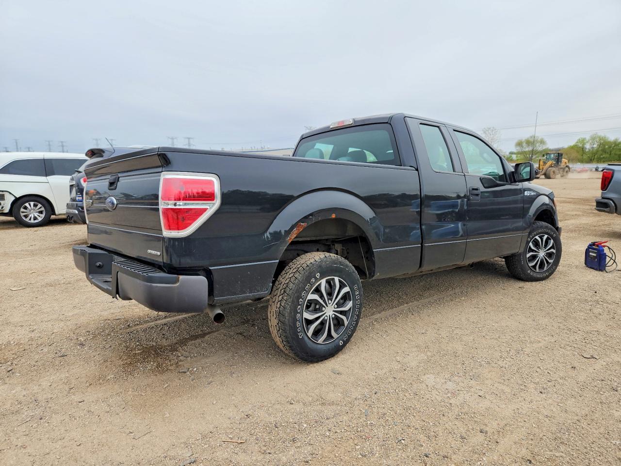 Ford F-150 Super Cab
