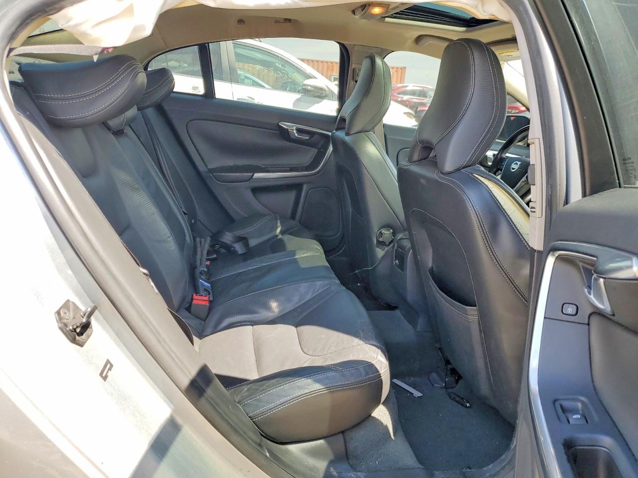 Volvo S60 T6