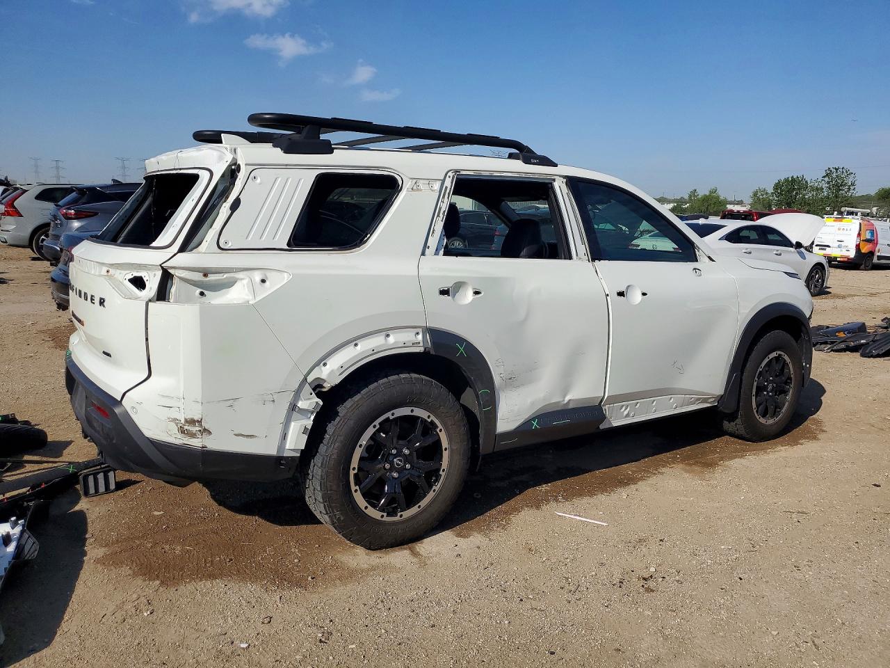 Nissan Pathfinder Rock Creek