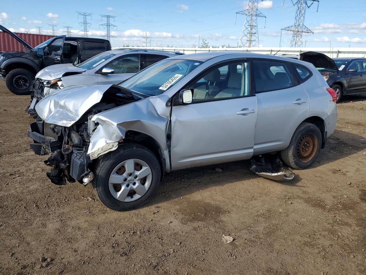 Salvage Nissan Rogue Image
