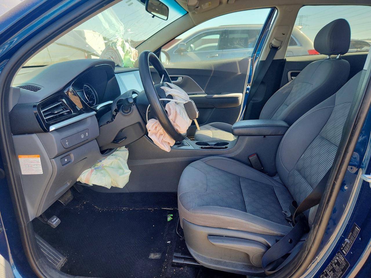 Kia Niro Lx
