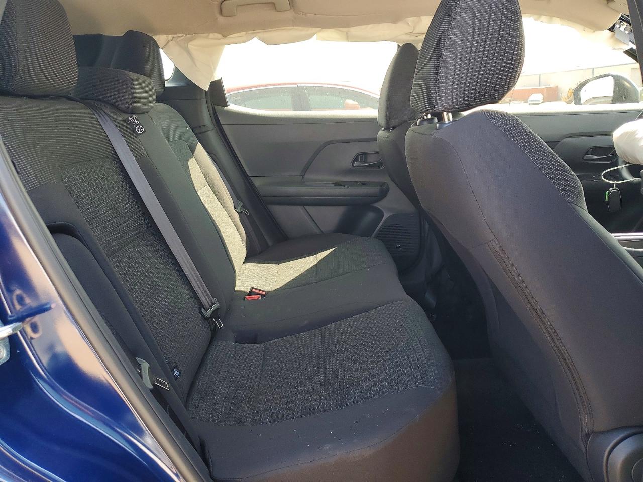 Nissan Kicks S