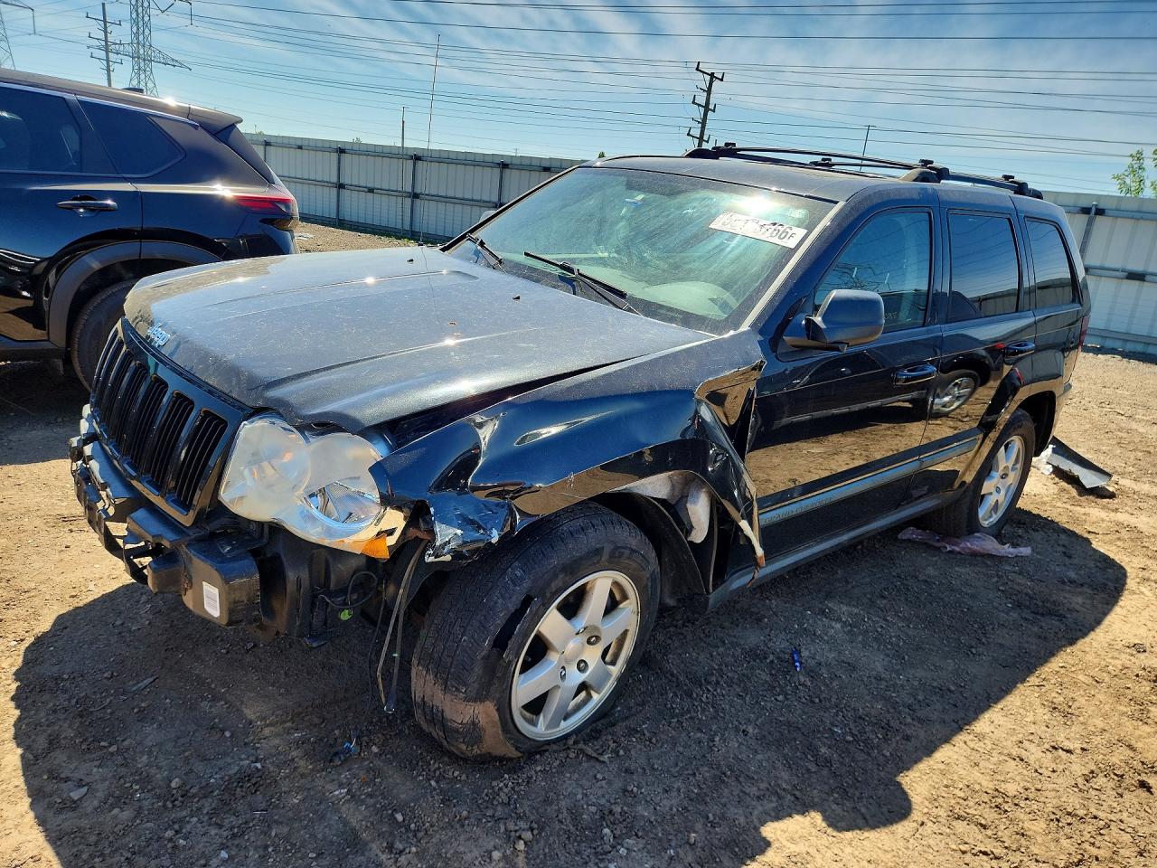 Salvage Jeep Grand Cherokee Image