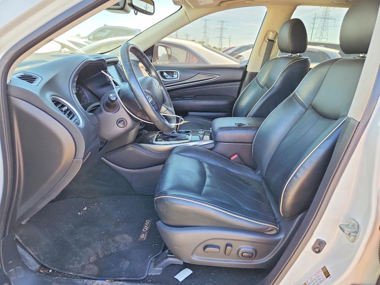 INFINITI Qx Luxe