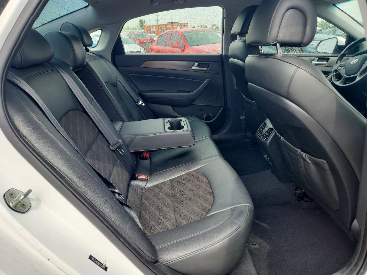 Hyundai SONATA Sport