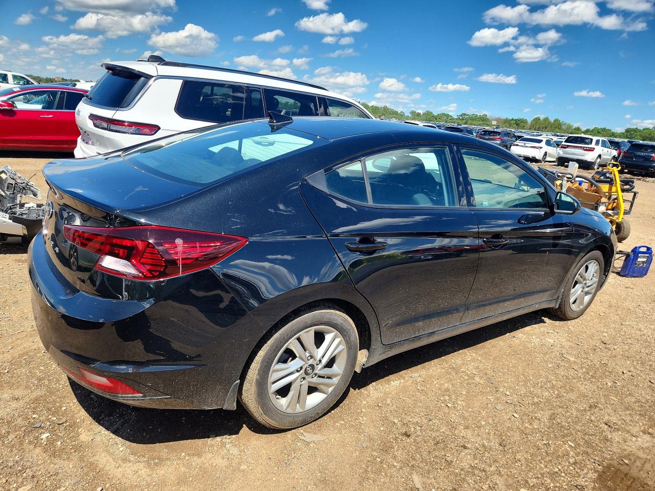 Hyundai ELANTRA Sel