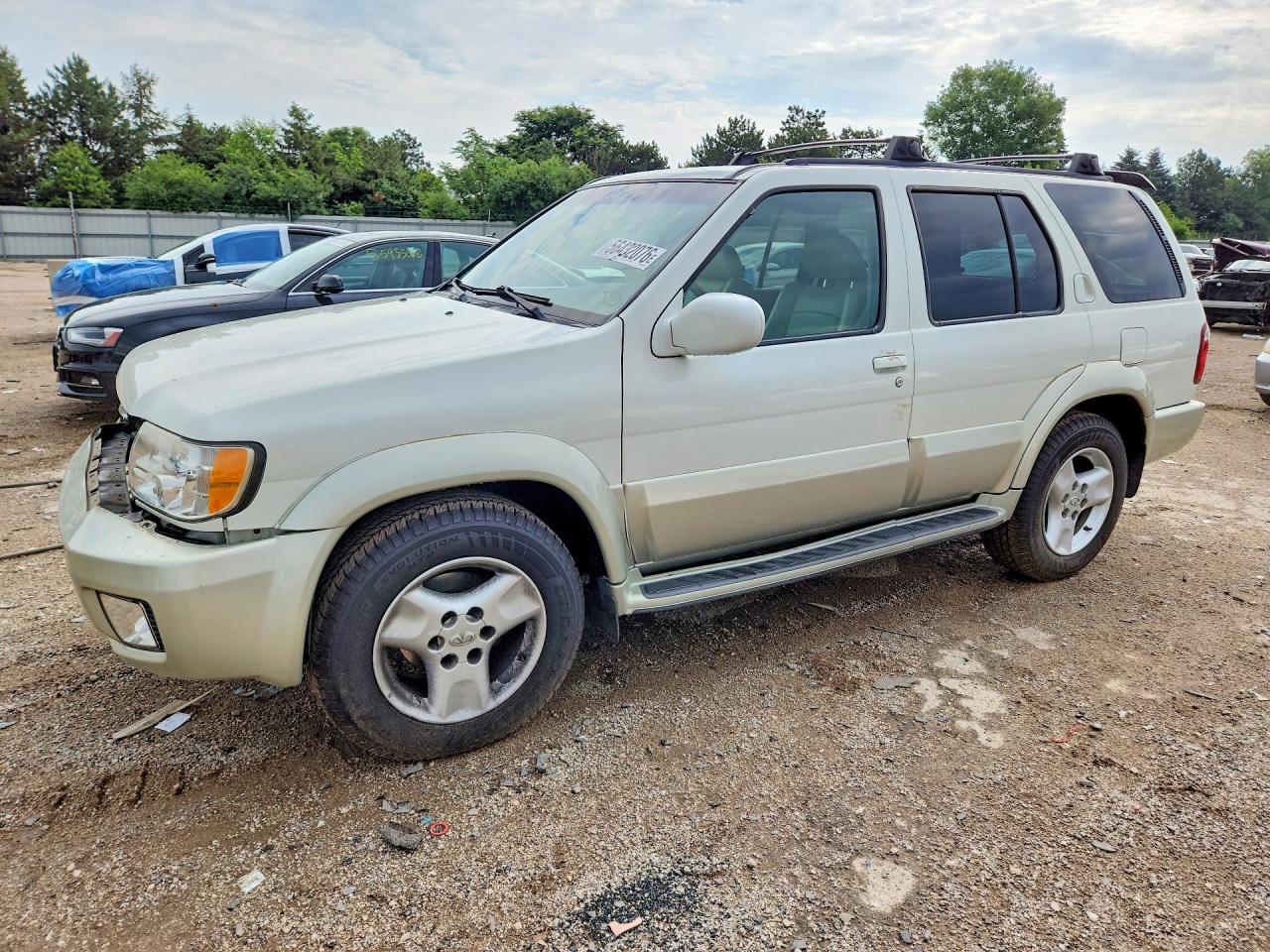 Salvage INFINITI Qx Image