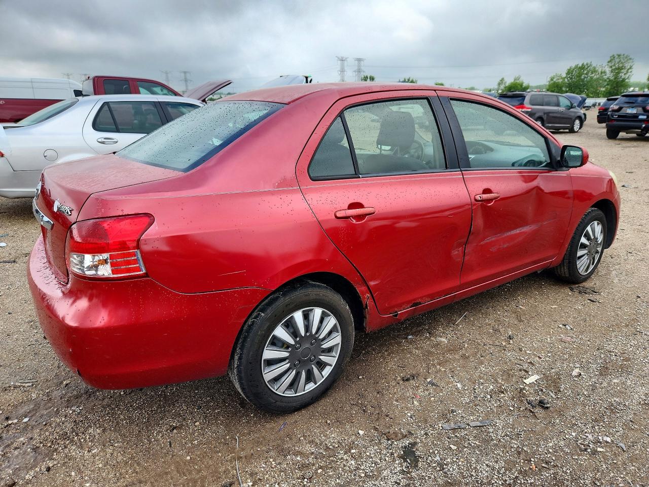 Toyota Yaris Base
