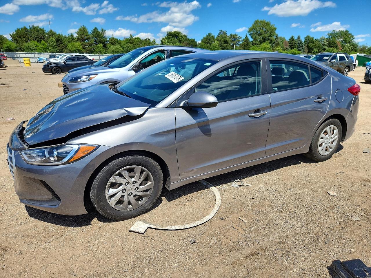 Salvage Hyundai ELANTRA Image