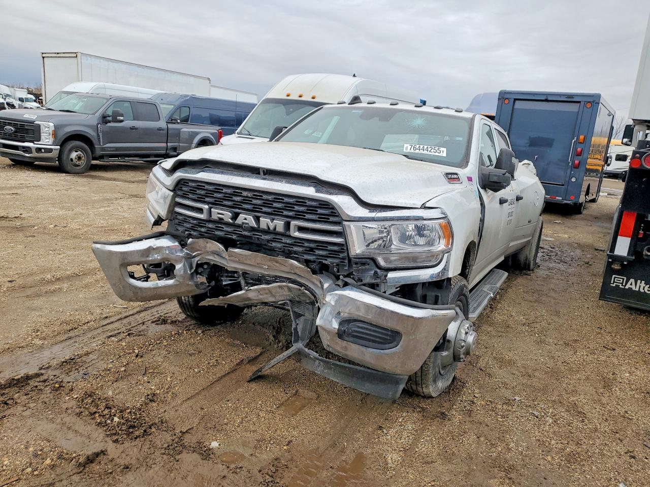 Salvage Ram 3500 Image