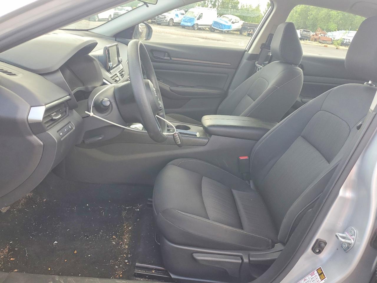 Nissan Altima S