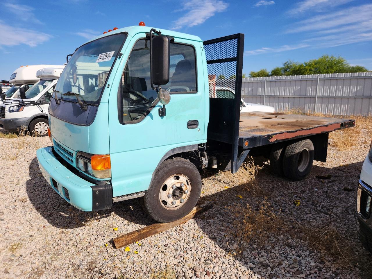 Salvage Isuzu Npr Image