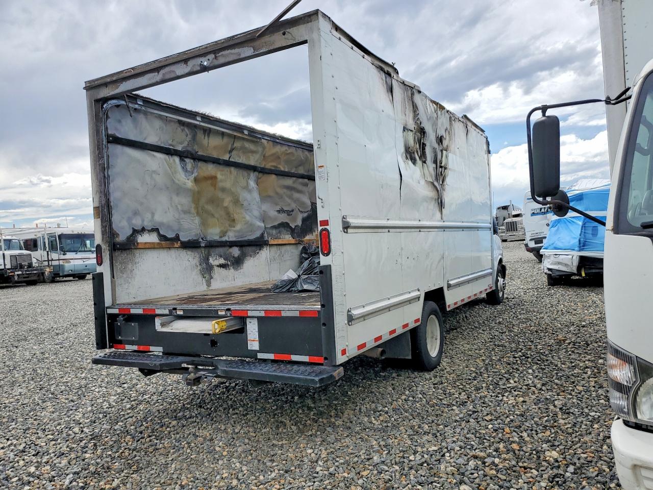 GMC Savana Cutaway G3500