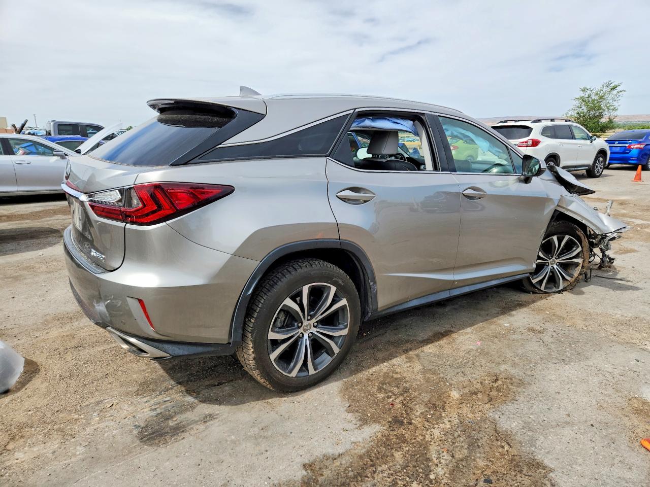 Lexus RX Base