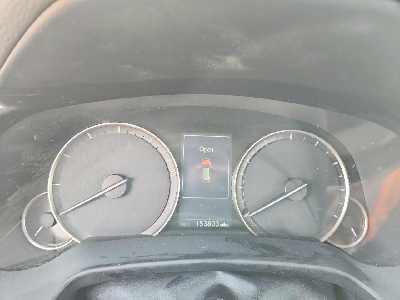 Lexus RX Base