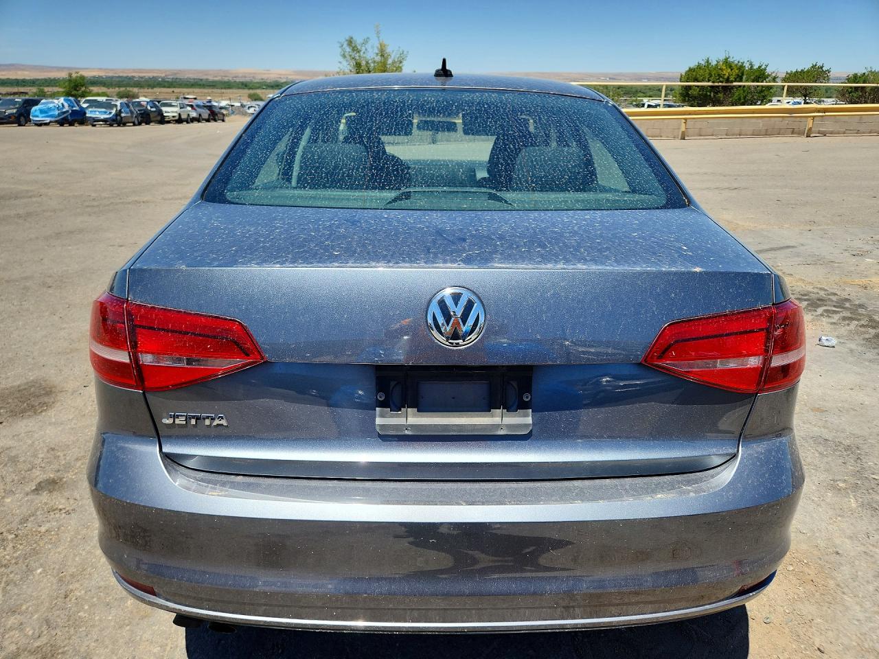 Volkswagen Jetta Base