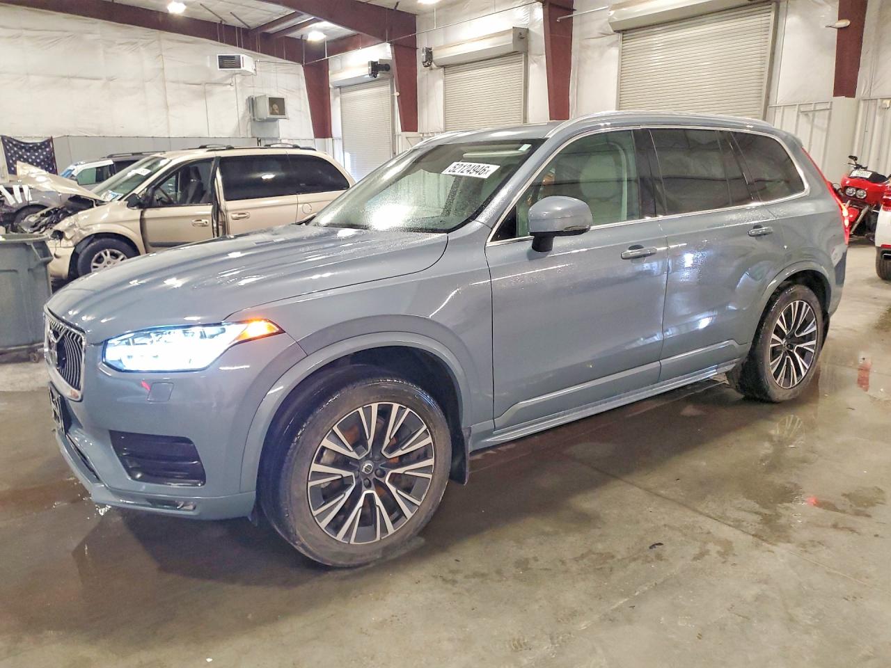 Salvage Volvo XC90 Image