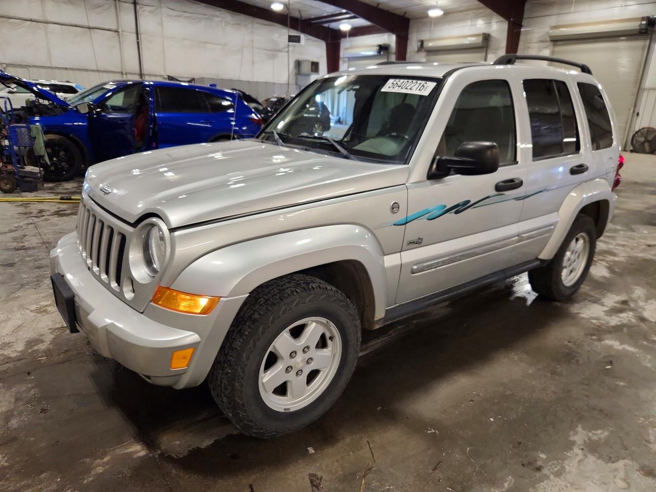 Salvage Jeep Liberty Image