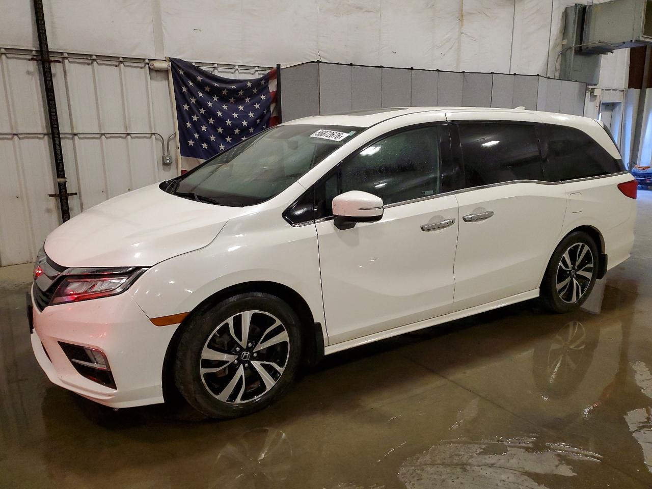 Salvage Honda Odyssey Image
