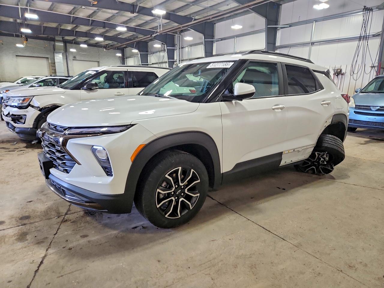 Salvage Chevrolet Trailblaze Image