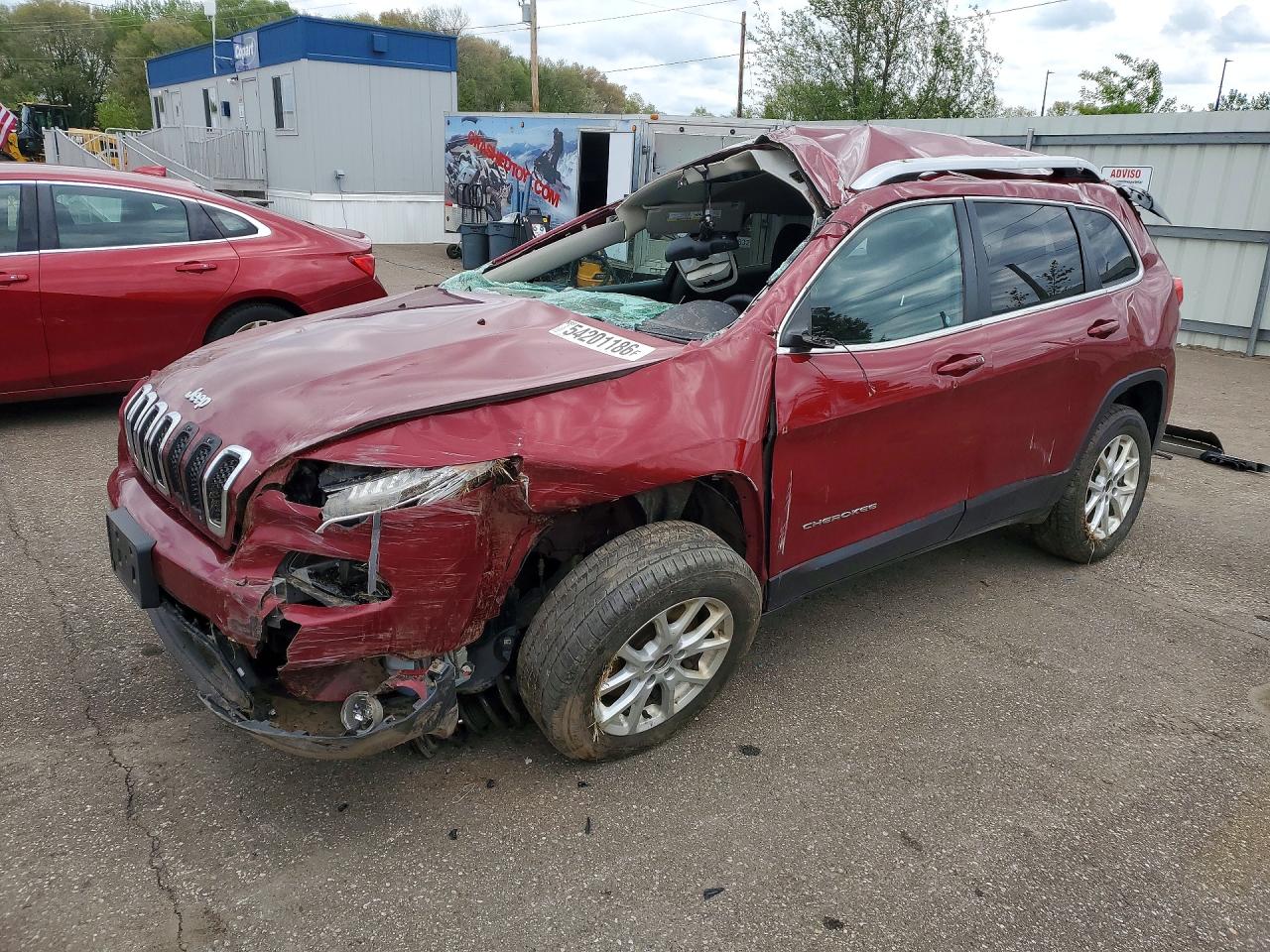Salvage Jeep Cherokee Image