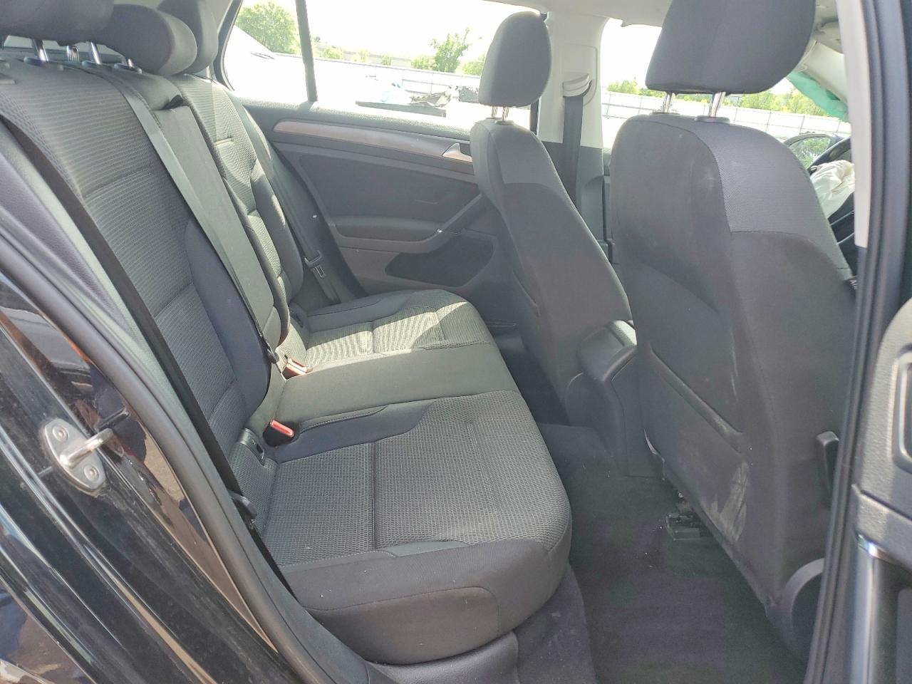 Volkswagen Golf S