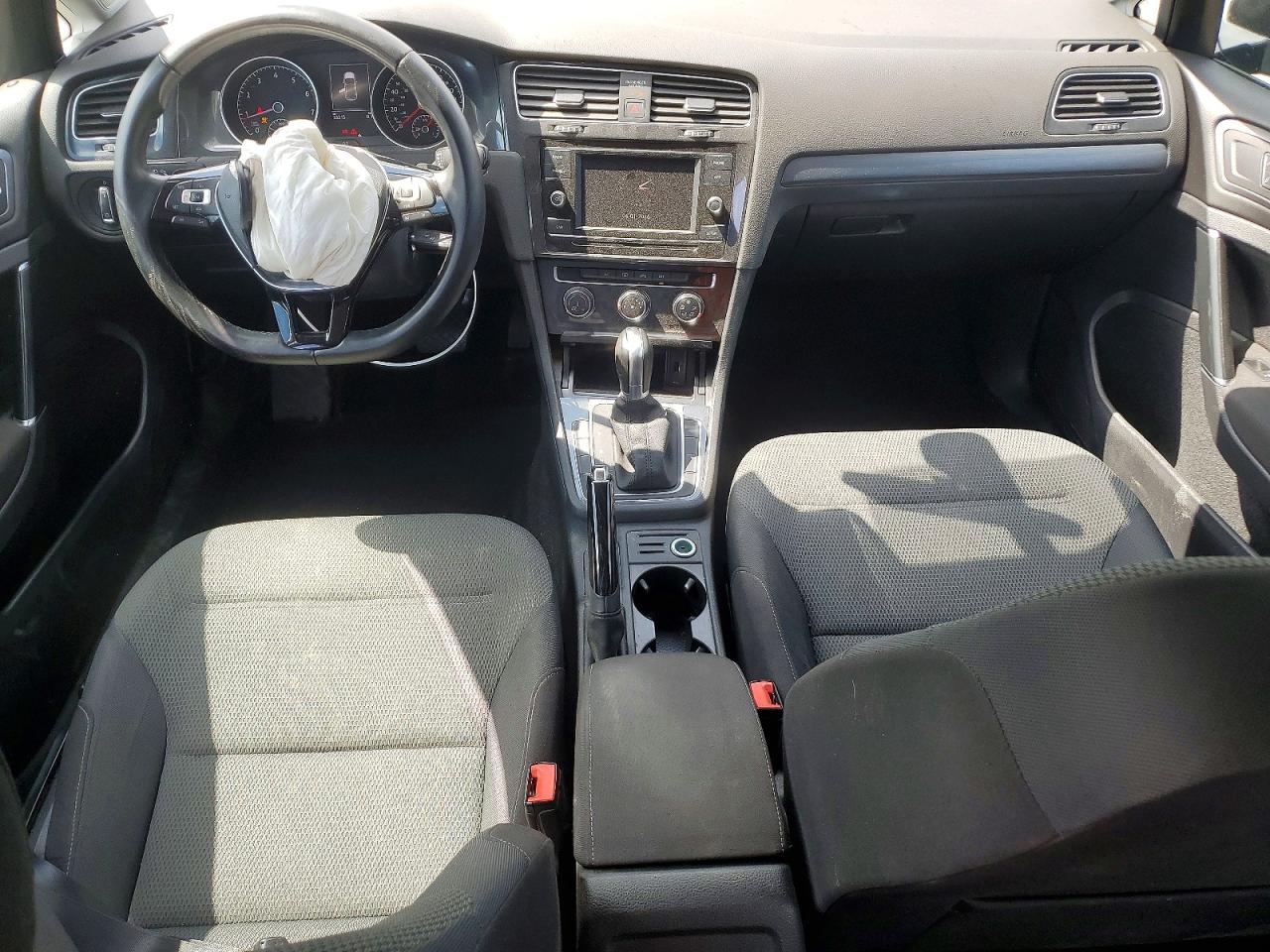 Volkswagen Golf S