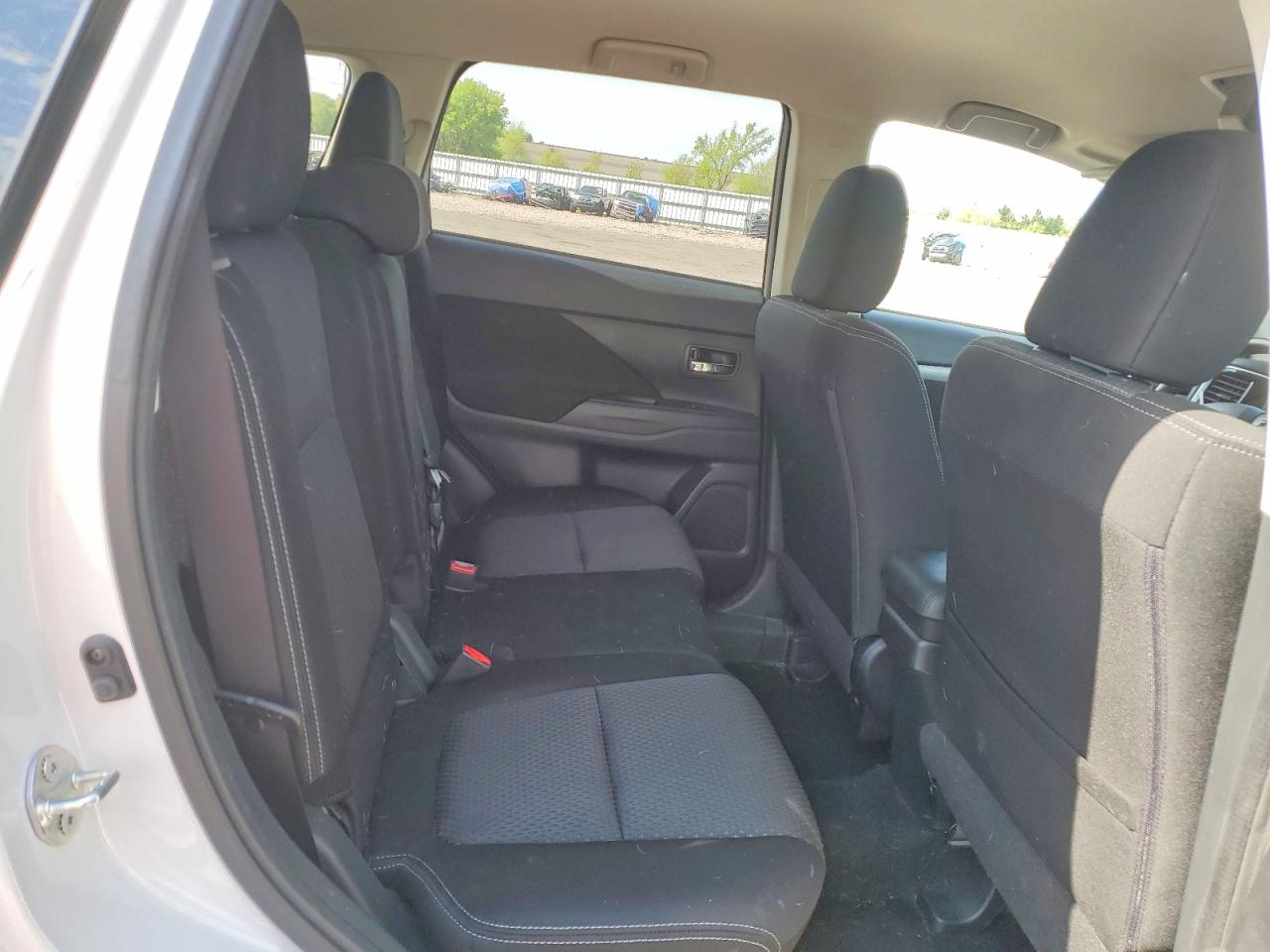 Mitsubishi Outlander Se