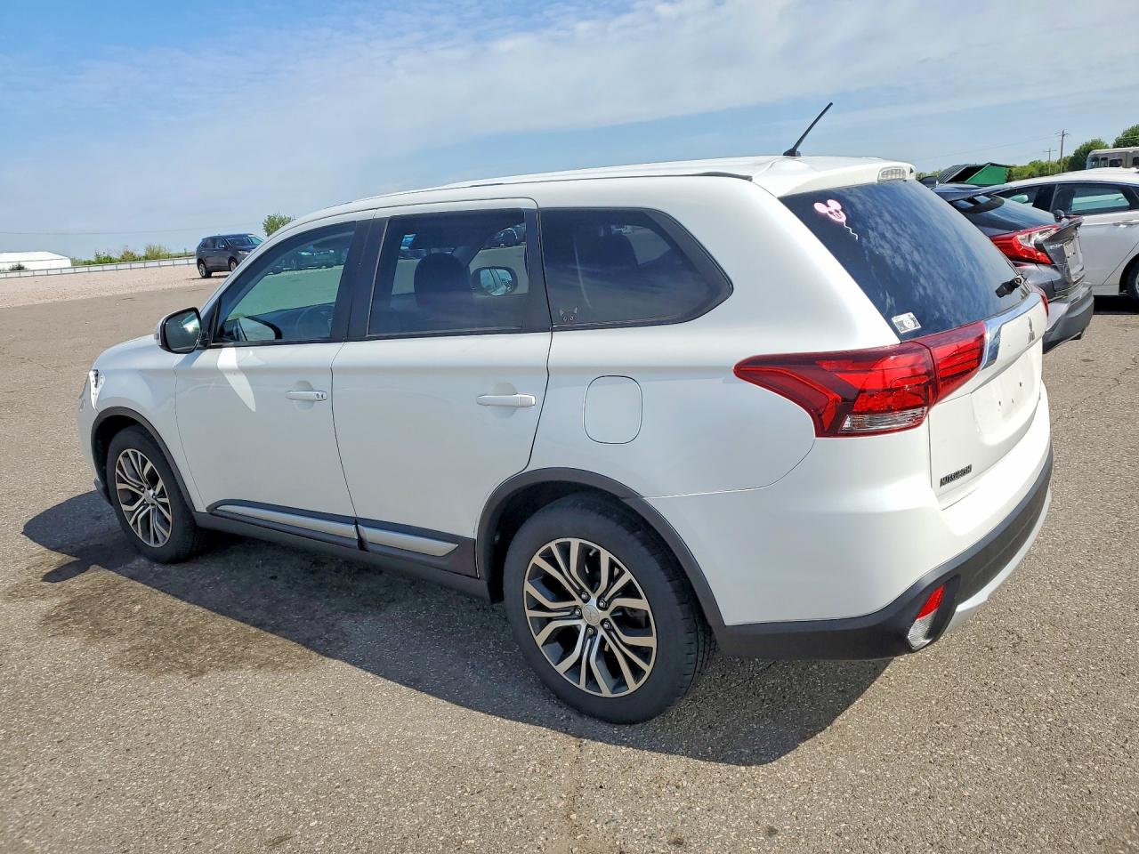 Mitsubishi Outlander Se