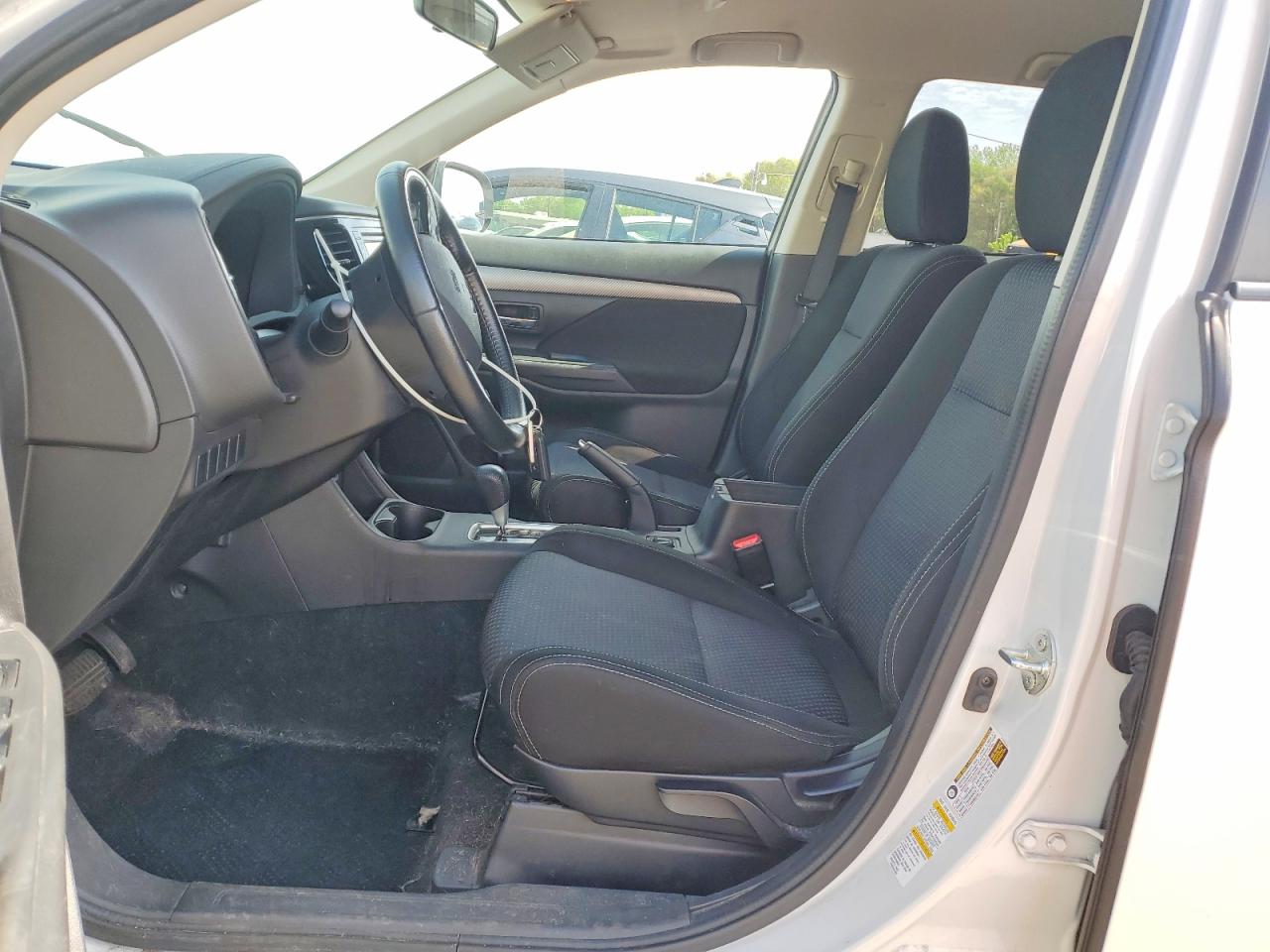 Mitsubishi Outlander Se