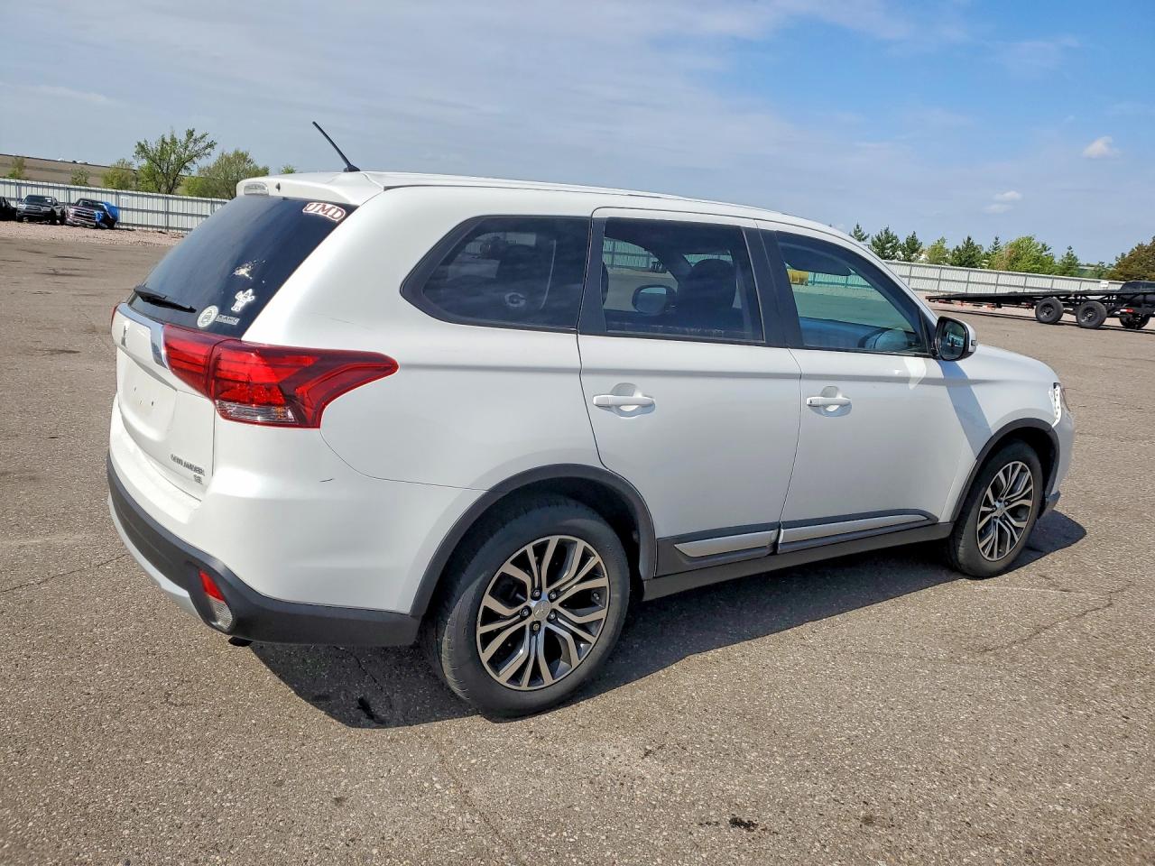 Mitsubishi Outlander Se