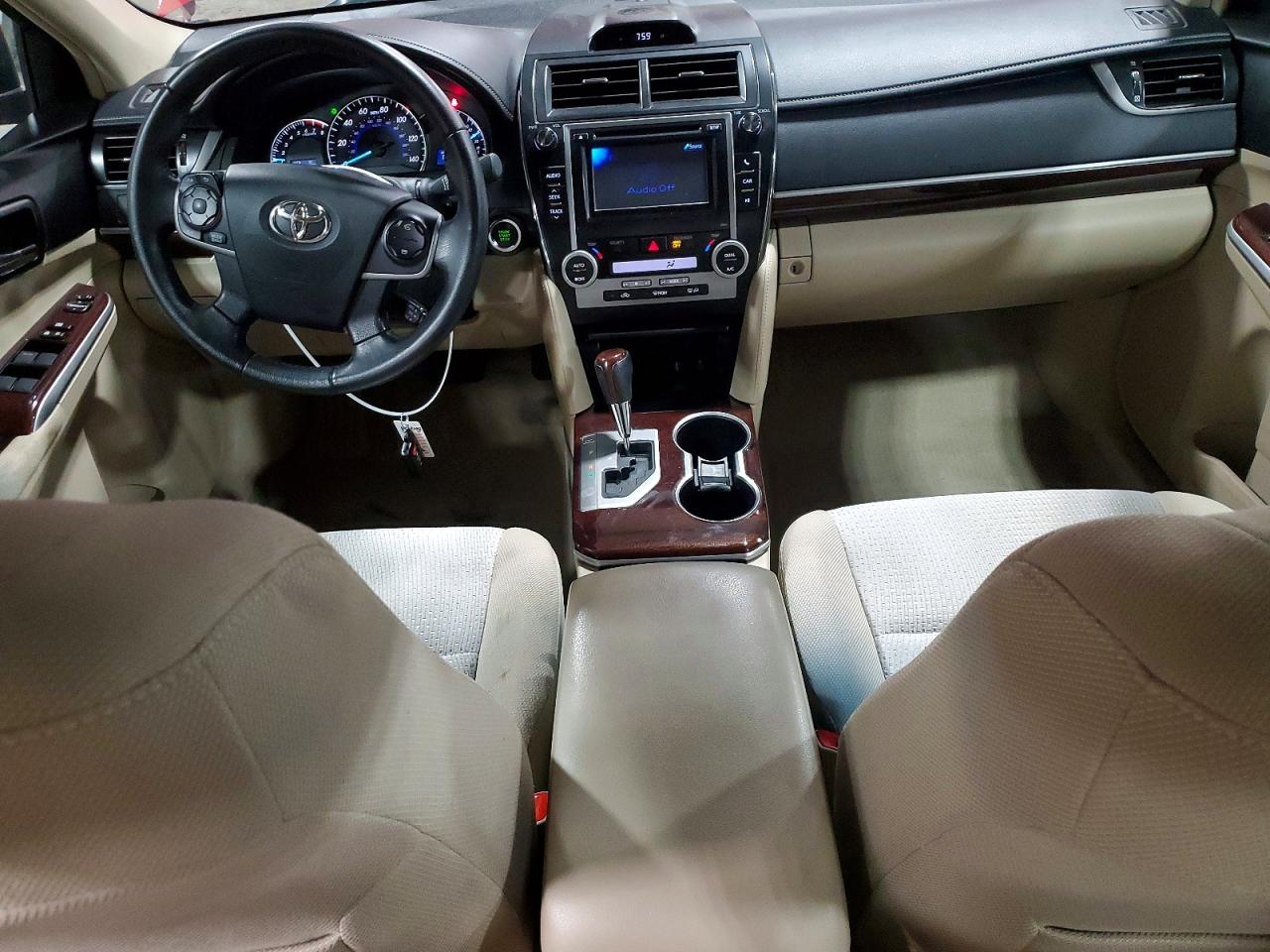 Toyota Camry Xle