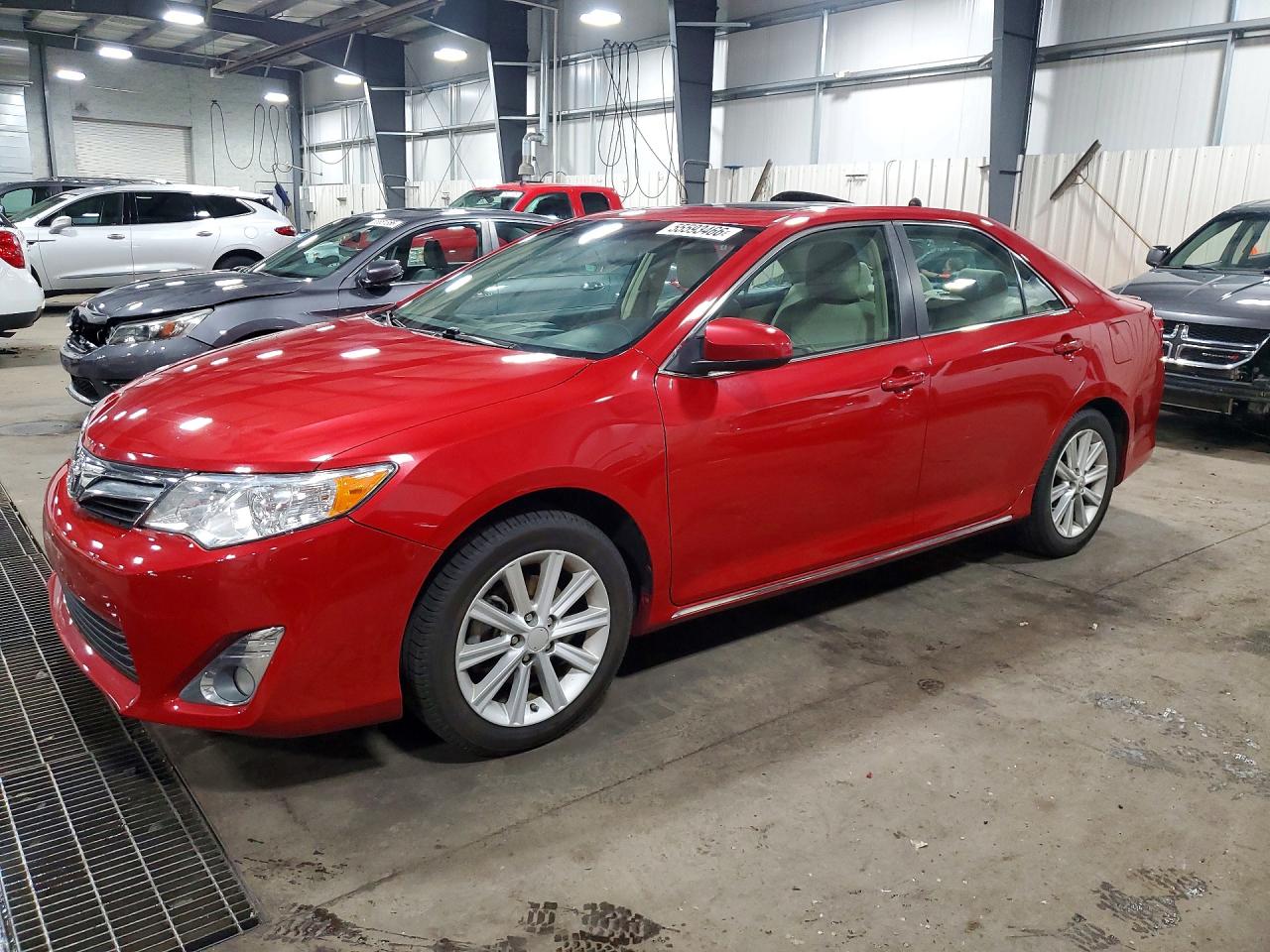 Salvage Toyota Camry Image