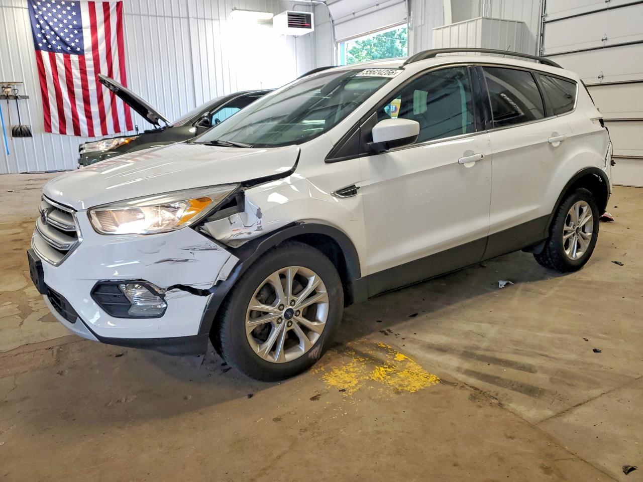 Salvage Ford Escape Image