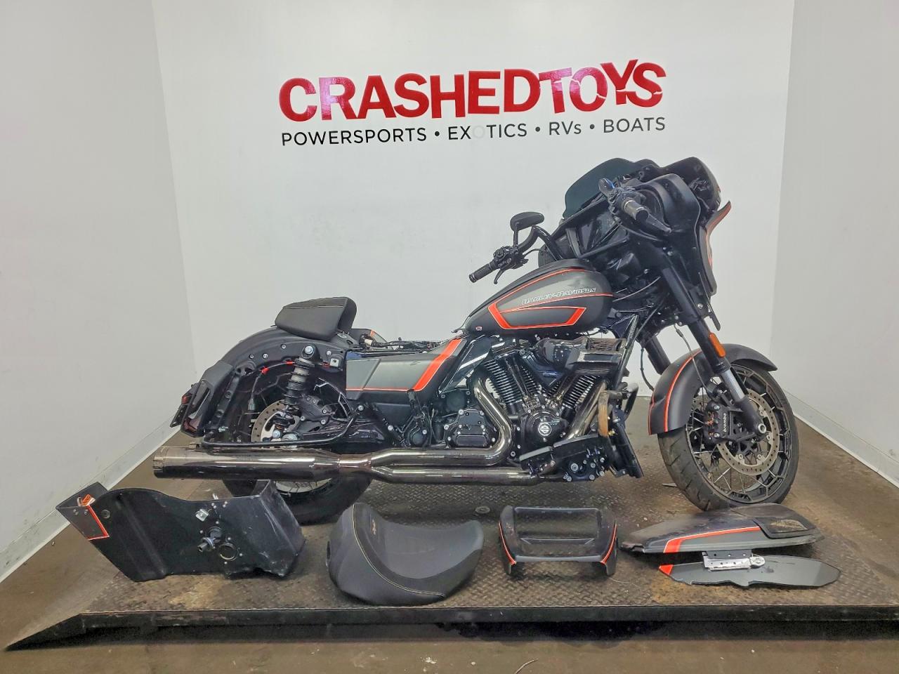 Salvage Harley-Davidson Flse Image