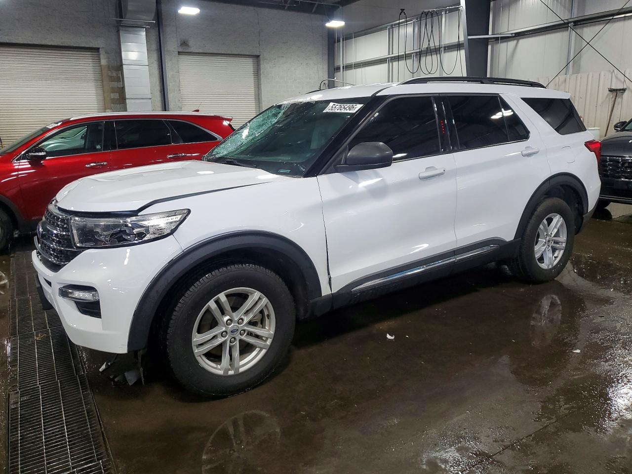 Salvage Ford Explorer Image
