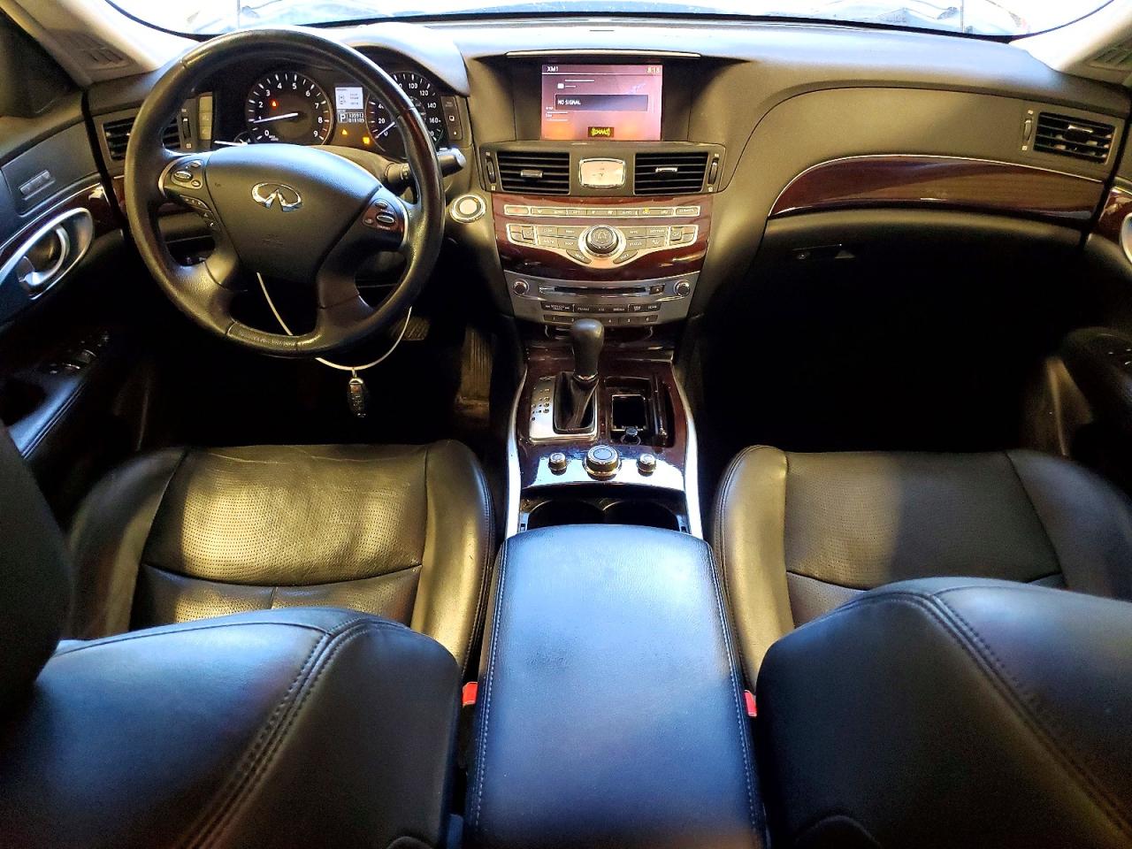 INFINITI M37 X