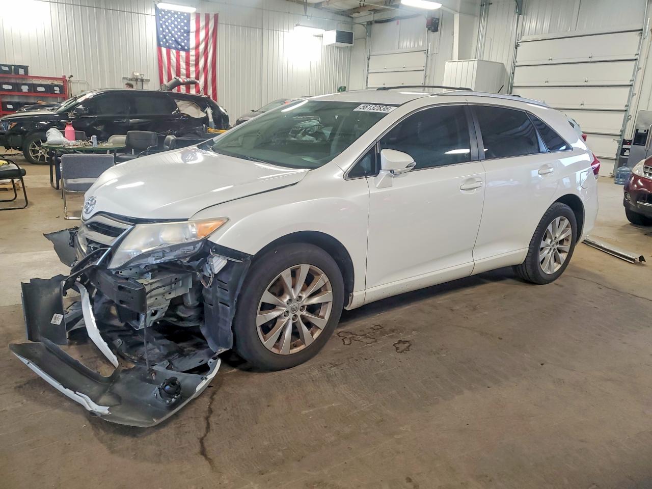 Salvage Toyota Venza Image