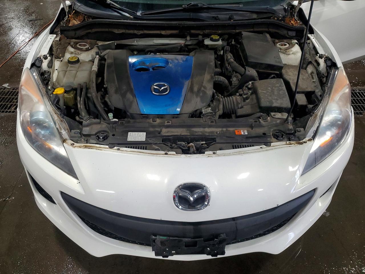 Mazda 3 I