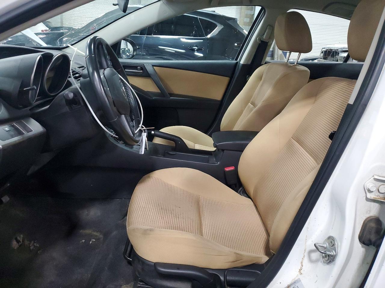 Mazda 3 I