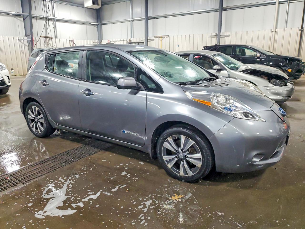 Nissan LEAF S