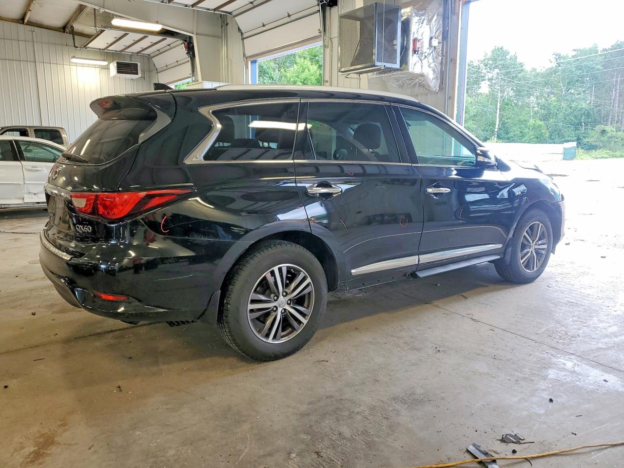 INFINITI Qx Base