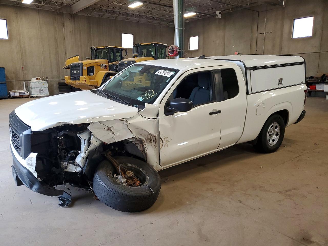 Salvage Nissan Frontier Image