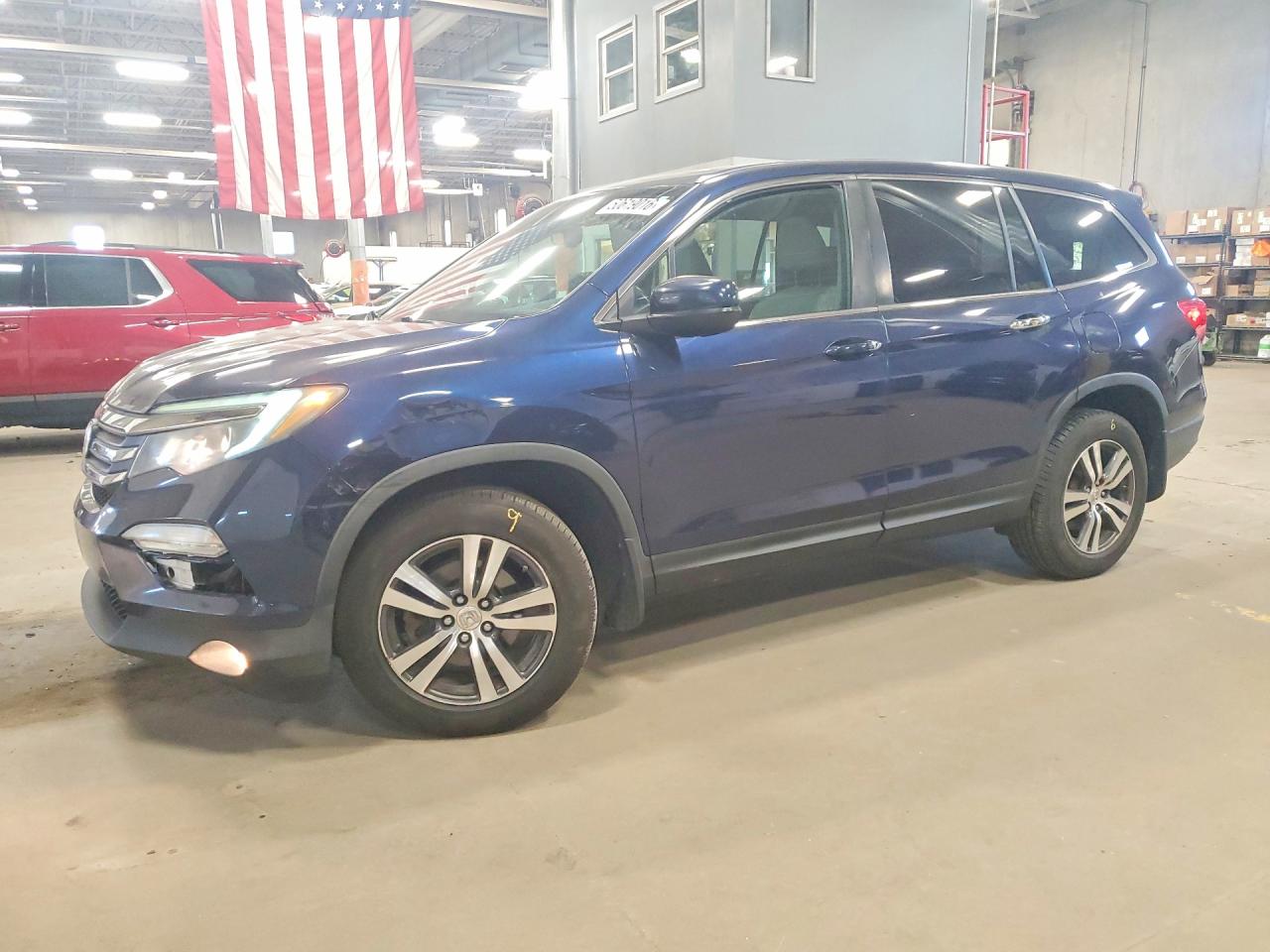 Salvage Honda Pilot Image