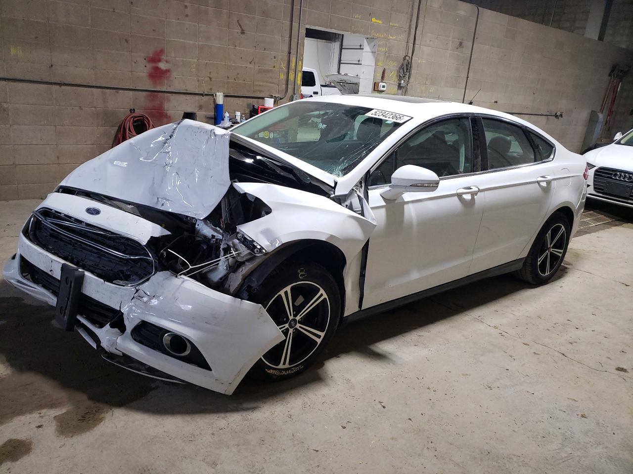 Salvage Ford Fusion Image