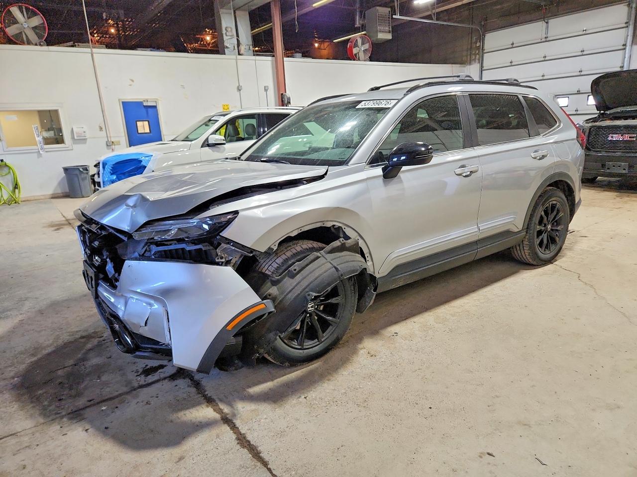 Salvage Honda Crv Image